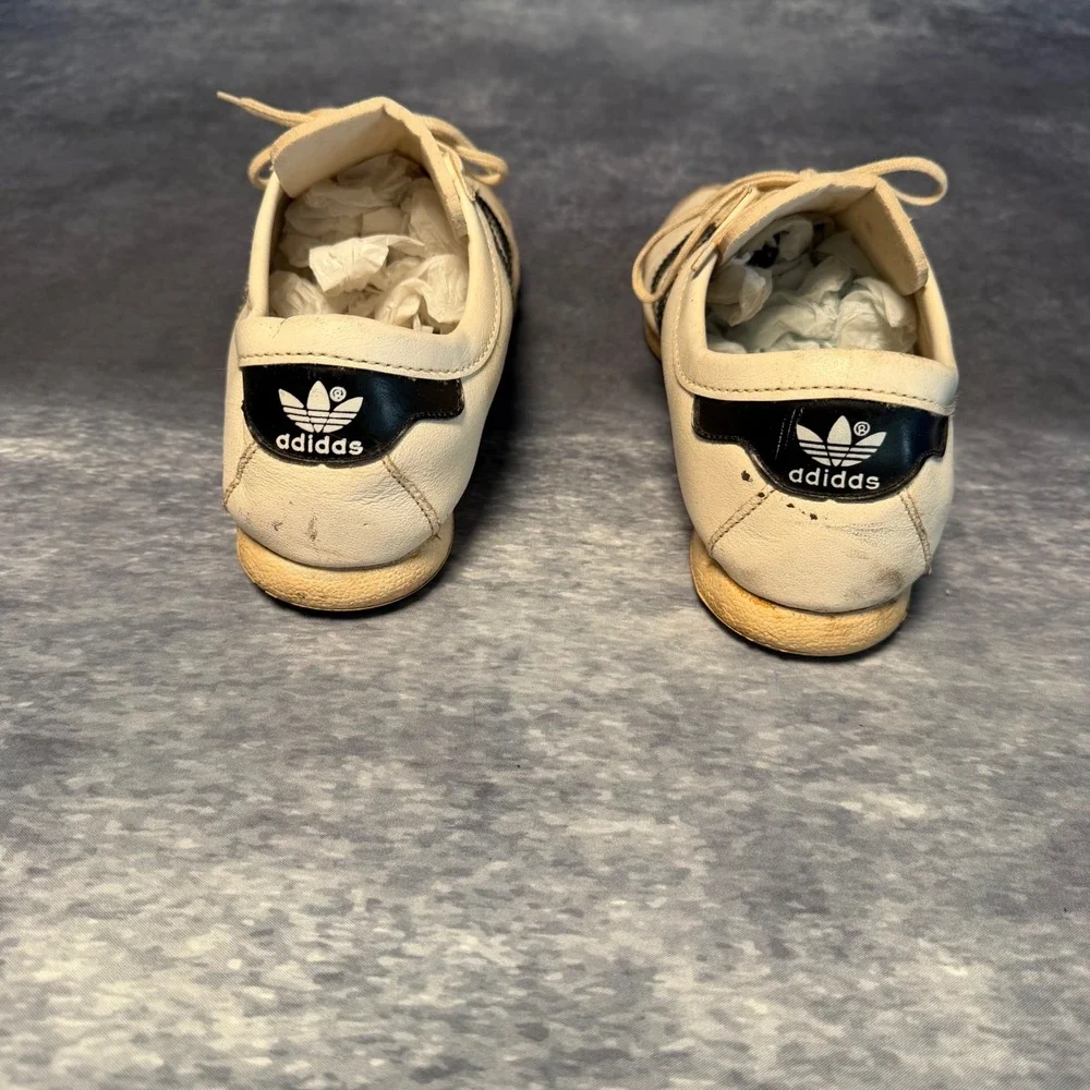 Vintage Adidas Gym Made in France White Black Leather Sneakers Mens 8 EU‎ 42